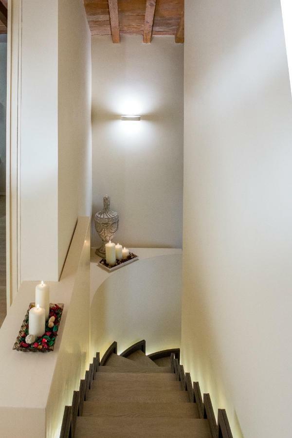 Le Residenze A - Residenza Covoni In The Historical Center Of Apartamento *